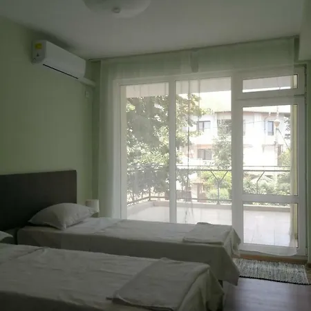 Cozy Place In Sarafovo Luka